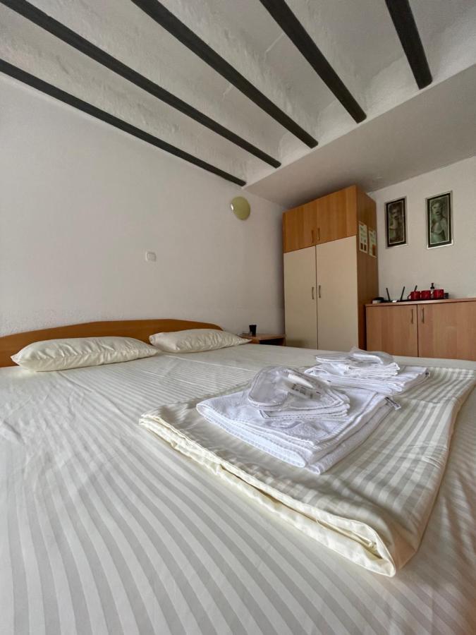 Apartments Evelyn Ohrid Exterior foto